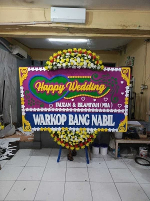 Papan Bunga di Jaticempaka Pondokgede